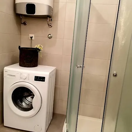 Lovely Jubbly Apartament *