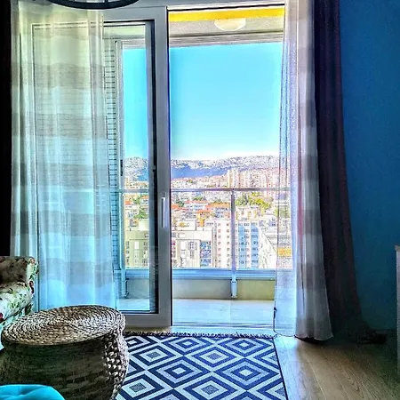 Lovely Jubbly Apartament *