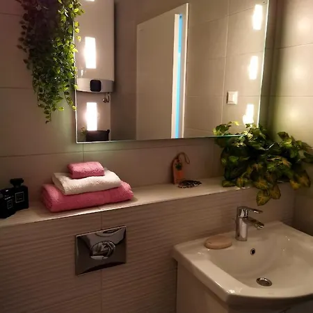Lovely Jubbly Apartment
